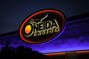 Oneida, casino, gaming, signage, Gable, Oneida Casino, Green Bay, visual solutions, led lighting